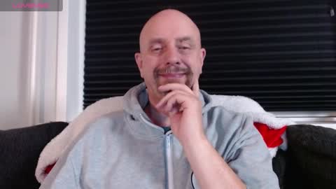 Snapshot of hardmrlazy chatting on January 2025 06:41:02 PM MrLazy online show from January 2025 06:41:02 PM