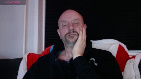 Snapshot of hardmrlazy chatting on January 2025 07:49:01 PM MrLazy online show from January 2025 07:49:01 PM