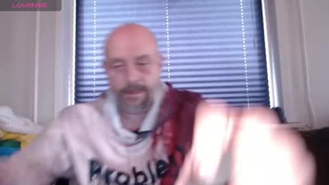 Snapshot of hardmrlazy chatting on January 2025 01:58:01 PM MrLazy online show from January 2025 01:58:01 PM