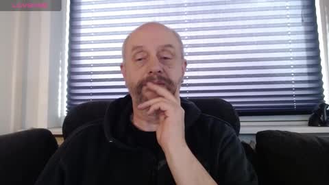 Snapshot of hardmrlazy chatting on February 2025 12:08:01 PM MrLazy online show from February 2025 12:08:01 PM