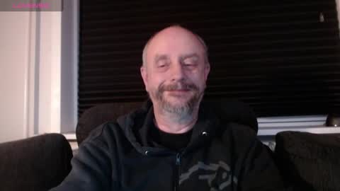Snapshot of hardmrlazy chatting on February 2025 07:03:01 PM MrLazy online show from February 2025 07:03:01 PM