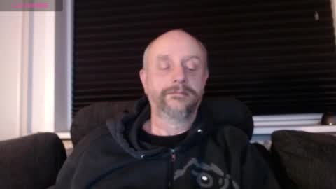 Snapshot of hardmrlazy chatting on February 2025 10:09:02 PM MrLazy online show from February 2025 10:09:02 PM