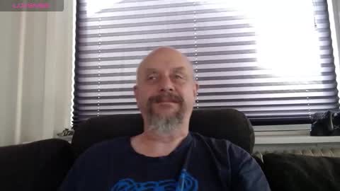 Snapshot of hardmrlazy chatting on September 2025 12:17:02 PM MrLazy online show from September 2025 12:17:02 PM