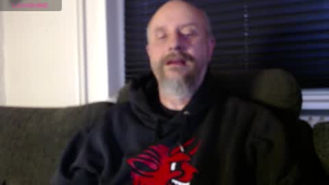 Snapshot of hardmrlazy chatting on October 2025 04:27:01 PM MrLazy online show from October 2025 04:27:01 PM