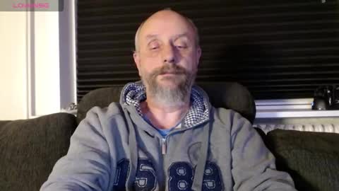 Snapshot of hardmrlazy chatting on October 2025 06:42:01 PM MrLazy online show from October 2025 06:42:01 PM