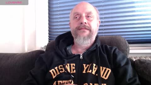 Snapshot of hardmrlazy chatting on October 2025 02:50:02 PM MrLazy online show from October 2025 02:50:02 PM