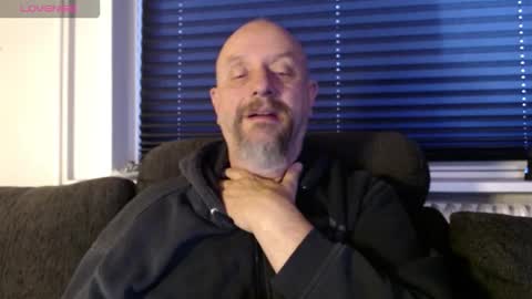 Snapshot of hardmrlazy chatting on October 2025 07:03:02 AM MrLazy online show from October 2025 07:03:02 AM