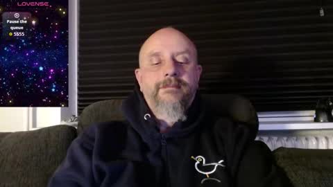 Snapshot of hardmrlazy chatting on November 2025 07:04:01 PM MrLazy online show from November 2025 07:04:01 PM