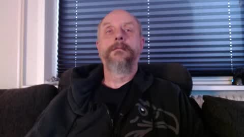 Snapshot of hardmrlazy chatting on December 2025 10:30:01 AM MrLazy online show from December 2025 10:30:01 AM