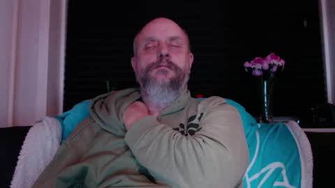 MrLazy online show from February 2026 06:34:02 PM