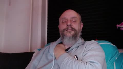 MrLazy online show from February 2026 08:05:01 PM