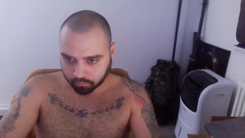 hardschwan online show from February 2026 09:44:02 PM