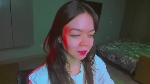 Snapshot of haribo_asmr chatting on January 2025 05:40:01 PM Miss Hari online show from January 2025 05:40:01 PM