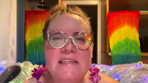 Fiiona online show from April 2026 05:45:02 AM