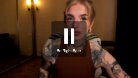 Julia online show from May 2026 04:52:02 AM