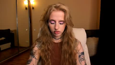 Julia online show from July 2026 05:47:02 AM
