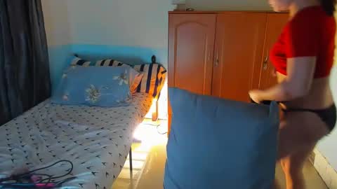 Snapshot of harley_queen69x chatting on February 2025 04:25:01 AM BABY KIMMY online show from February 2025 04:25:01 AM