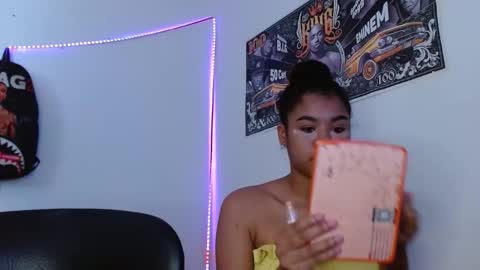 Snapshot of harley_quinnn111 chatting on March 2026 06:25:02 PM harley_quinnn111 online show from March 2026 06:25:02 PM