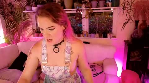Snapshot of harleylockhart chatting on July 2026 04:26:01 AM Harley Lockhart online show from July 2026 04:26:01 AM
