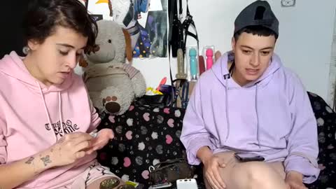    online show from December 2024 04:36:01 PM