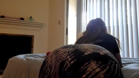 Harmonie Marquise online show from March 2025 01:54:01 PM