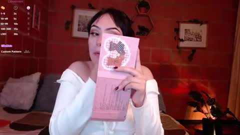Snapshot of harmonyy01 chatting on March 2026 04:23:01 AM Harmony Please help me to reach 100 thumbs up online show from March 2026 04:23:01 AM