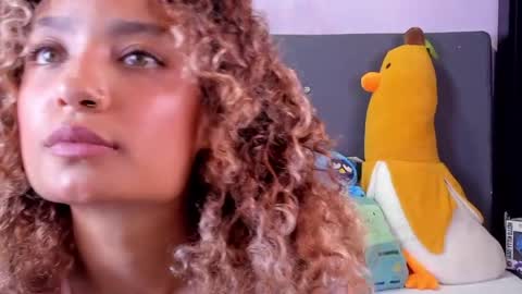 Snapshot of harmonyy_hill chatting on April 2026 02:12:02 AM Harmony Hill online show from April 2026 02:12:02 AM