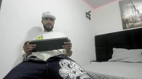 harold_999 online show from October 2025 05:24:02 PM