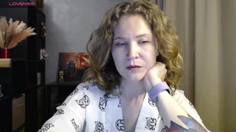 Snapshot of harpersweety chatting on September 2025 06:53:01 PM Harper online show from September 2025 06:53:01 PM