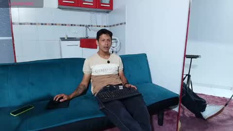 Snapshot of harry_cardiet chatting on May 2026 01:02:02 AM harry_cardiet online show from May 2026 01:02:02 AM
