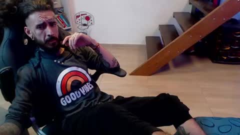 OMAR online show from January 2025 12:22:02 AM