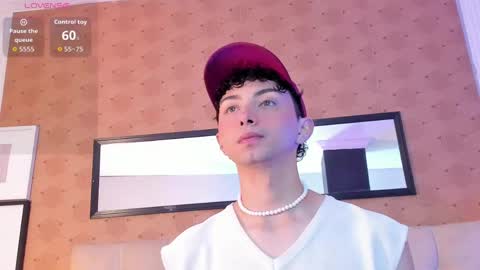 Snapshot of harry_salvatore chatting on May 2026 12:00:02 PM Harry Salvatore online show from May 2026 12:00:02 PM