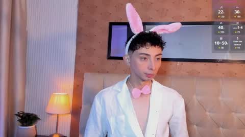 Snapshot of harry_salvatore chatting on May 2026 11:51:02 AM Harry Salvatore online show from May 2026 11:51:02 AM