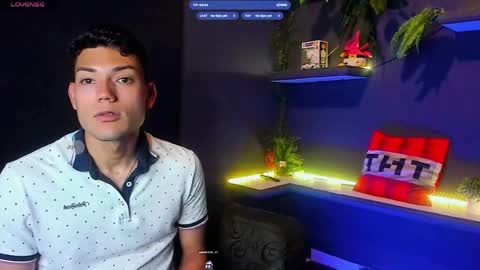 Snapshot of harrydavidsonx chatting on April 2026 04:10:02 PM ... online show from April 2026 04:10:02 PM