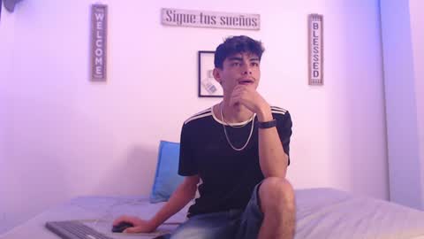 harry thomson online show from December 2024 03:03:02 AM