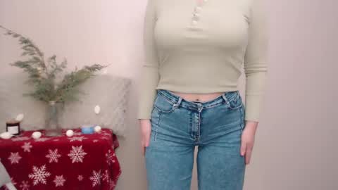 Snapshot of hartfoxx chatting on January 2025 07:03:01 PM hartfoxx online show from January 2025 07:03:01 PM