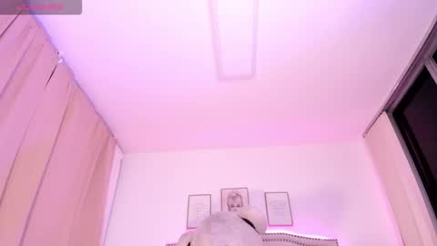 haru online show from November 2025 04:24:01 AM