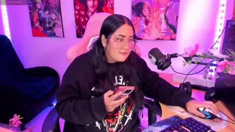 karen  online show from February 2025 05:24:01 PM