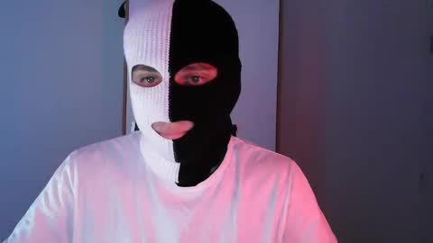 Snapshot of harvey6dent6 chatting on March 2026 05:24:02 PM Two-Face online show from March 2026 05:24:02 PM