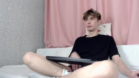 harvey_foster online show from December 2025 11:16:02 AM