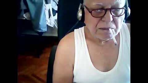 Snapshot of hasanben54398 chatting on November 2025 06:37:02 AM hasan online show from November 2025 06:37:02 AM