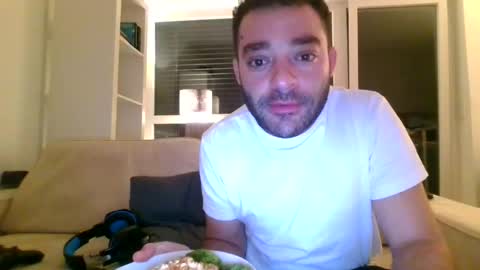 hash420 online show from March 2025 09:48:01 PM