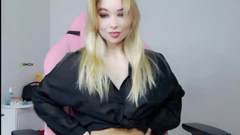 Snapshot of haters_ chatting on October 2025 08:48:01 AM Anna online show from October 2025 08:48:01 AM