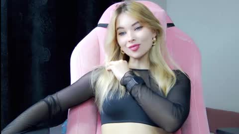 Snapshot of haters_ chatting on October 2025 10:19:02 AM Anna online show from October 2025 10:19:02 AM