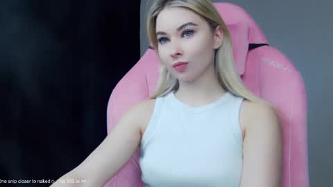 Snapshot of haters_ chatting on December 2025 10:42:02 AM Anna online show from December 2025 10:42:02 AM