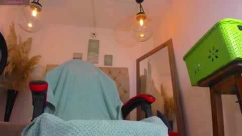 HATHOR OLD online show from November 2025 12:55:02 AM