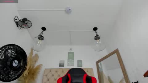 HATHOR OLD online show from December 2025 03:25:01 AM