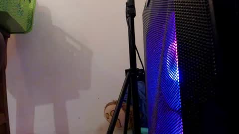 HATHOR OLD online show from December 2025 01:27:01 PM