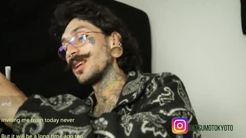 Snapshot of hatsumotokyoto chatting on January 2025 03:04:02 AM More content   2   online show from January 2025 03:04:02 AM