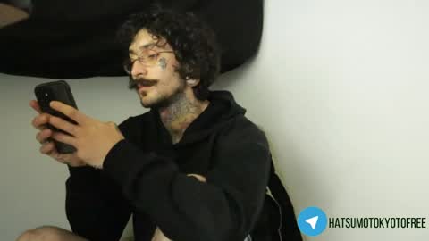 Snapshot of hatsumotokyoto chatting on January 2025 02:48:02 AM More content   2   online show from January 2025 02:48:02 AM